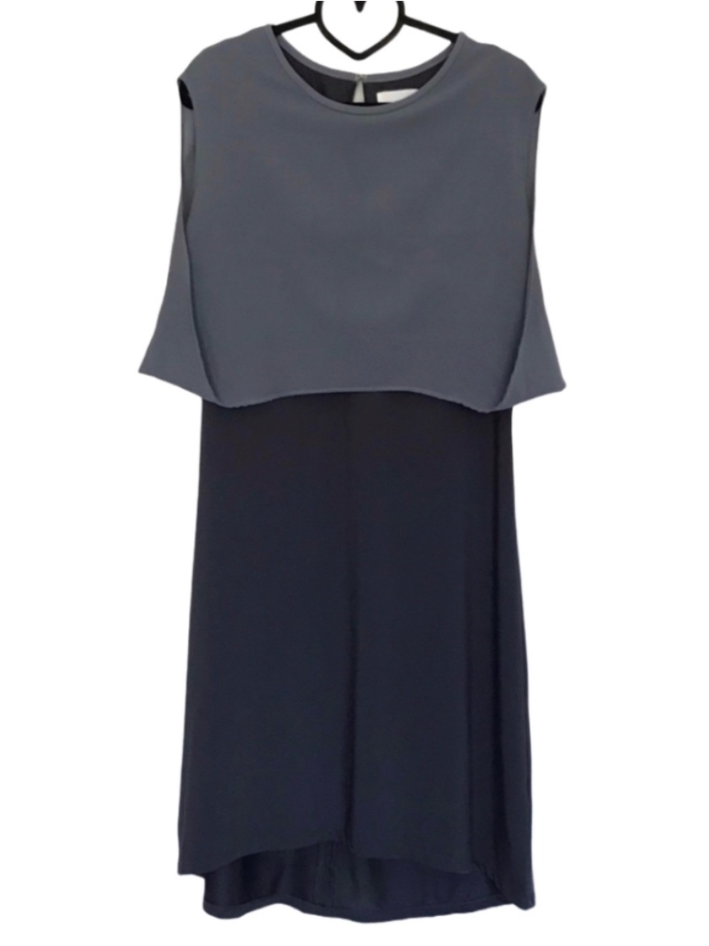 The Coverii Gray Layered Hi-Low Sleeveless Dress M